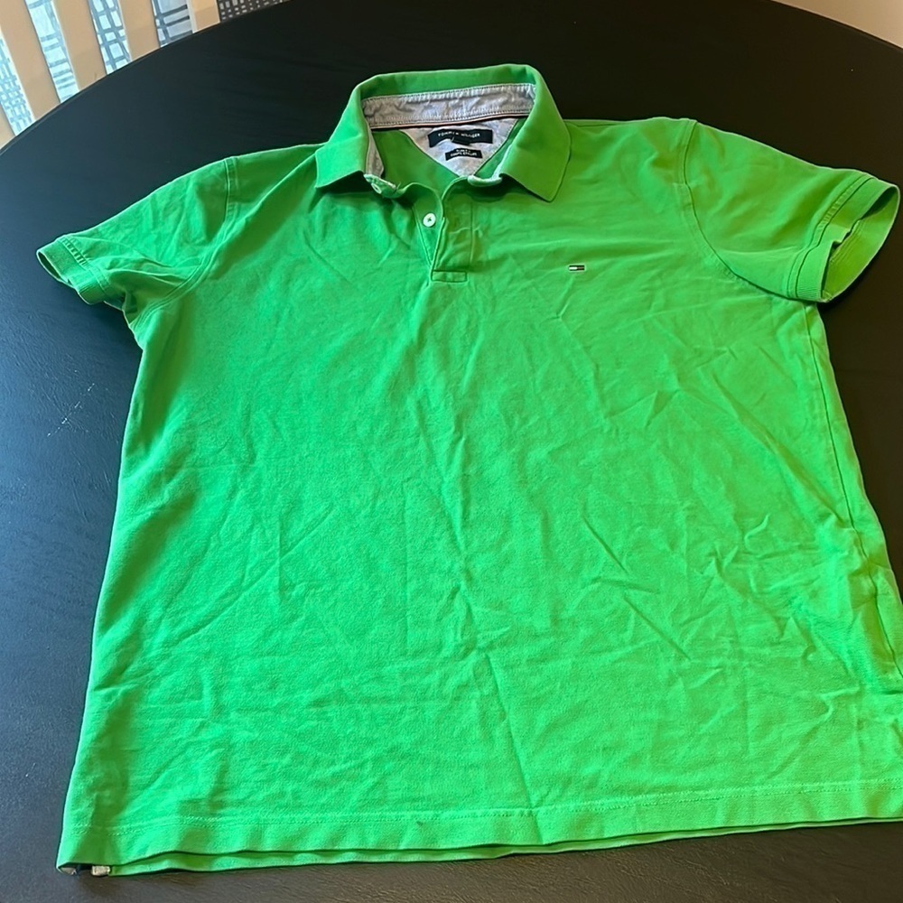 Tommy Hilfiger- slim fit,  golf shirt. Green, extra button size Large​​​